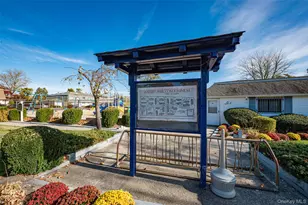 213 Storm Dr, Holtsville, NY 11742 - Photo 19