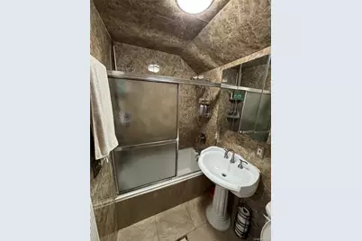 11516 Guy R Brewer Boulevard, Jamaica, NY 11434 - Photo 13