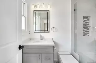 1 Lynnwood Ct, Hampton Bays, NY 11946 - Photo 13