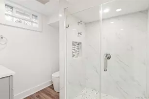 1 Lynnwood Ct, Hampton Bays, NY 11946 - Photo 27