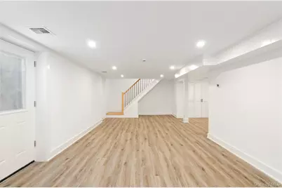 1 Lynnwood Court, Hampton Bays, NY 11946 - Photo 25