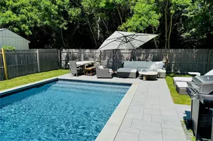 10 Cedar Ave, Southampton, NY 11968 - Photo 21