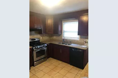 311 W Penn Street, Long Beach, NY 11561 - Photo 5