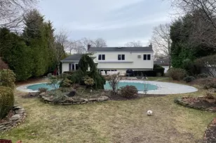 946 Manor Ln, Bay Shore, NY 11706 - Photo 29