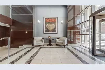 64-05 Yellowstone Boulevard #409, Forest Hills, NY 11375 - Photo 25