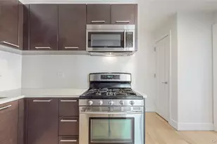 64-05 Yellowstone Blvd, Forest Hills, NY 11375 - Photo 11