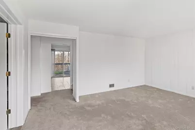 70 Buchanan Street, Pearl River, NY 10965 - Photo 9