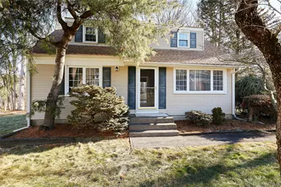 70 Buchanan Street, Pearl River, NY 10965 - Photo 3