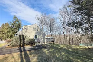 70 Buchanan St, Pearl River, NY 10965 - Photo 7