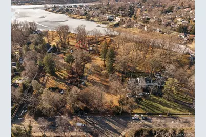 234 Wilmot Road, New Rochelle, NY 10804 - Photo 9