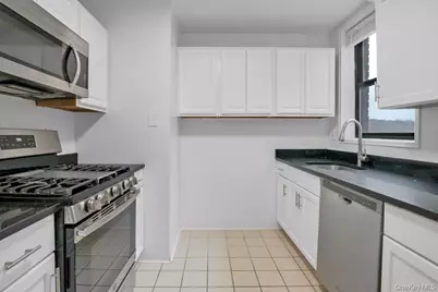 121 Highland Avenue #6K, Ossining, NY 10562 - Photo 9