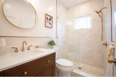 3004 Harbor Street, Baldwin, NY 11510 - Photo 15