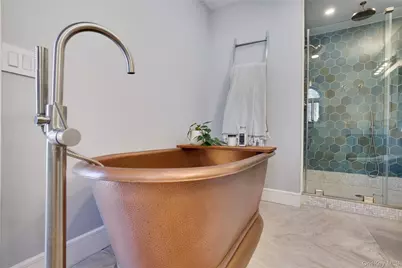 125 Achill Lane, Dingmans Ferry, PA 18328 - Photo 39