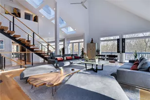 125 Achill Ln, Dingmans Ferry, PA 18328 - Photo 13