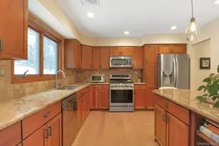 111 Wydendown Rd, Nyack, NY 10960 - Photo 15