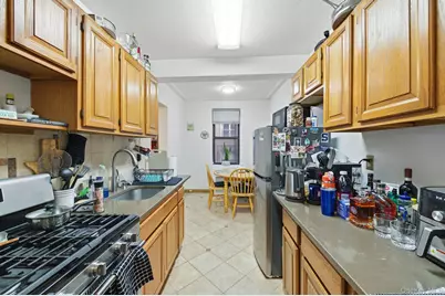 1 Broad Parkway #3M, White Plains, NY 10601 - Photo 5