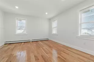 249-09 Mayda Rd, Rosedale, NY 11422 - Photo 11