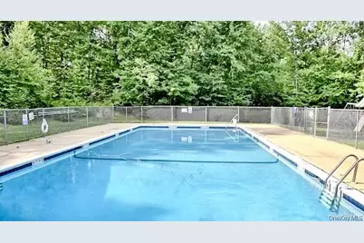 422 Fox Run Lane, Carmel, NY 10512 - Photo 23