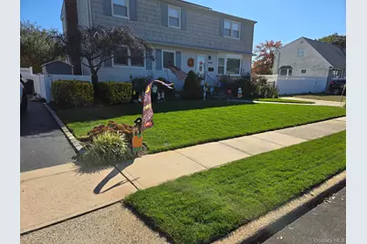 493 Kell Place, Seaford, NY 11783 - Photo 3