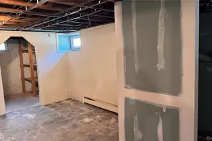 493 Kell Pl, Seaford, NY 11783 - Photo 27