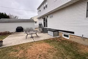493 Kell Pl, Seaford, NY 11783 - Photo 33