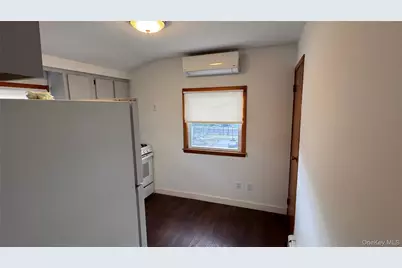 493 Kell Place, Seaford, NY 11783 - Photo 19