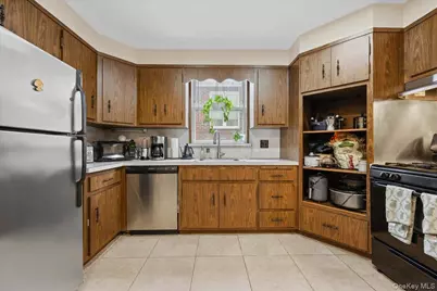 21-51 48th Street, Astoria, NY 11105 - Photo 7