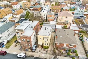 21-51 48th St, Astoria, NY 11105 - Photo 31