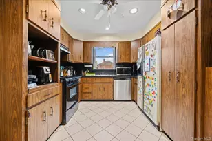 21-51 48th St, Astoria, NY 11105 - Photo 17