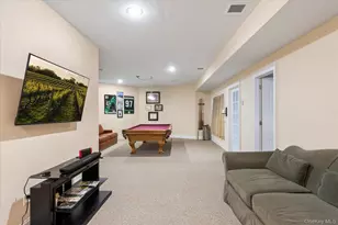 3172 Sound Ave, Riverhead, NY 11901 - Photo 31