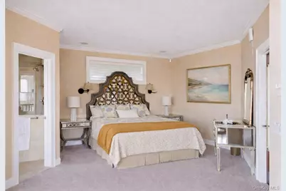 3172 Sound Avenue, Riverhead, NY 11901 - Photo 17