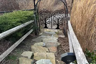 3172 Sound Ave, Riverhead, NY 11901 - Photo 49