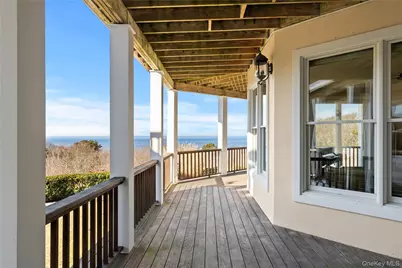 3172 Sound Avenue, Riverhead, NY 11901 - Photo 39