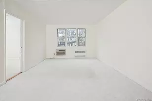 4 Sadore Ln, Yonkers, NY 10710 - Photo 3