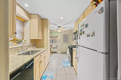 2004 Bogart Avenue, Bronx, NY 10462 - Photo 11