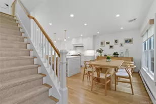 17 Entrance Rd, East Hills, NY 11577 - Photo 7