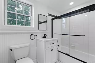 17 Entrance Rd, East Hills, NY 11577 - Photo 27