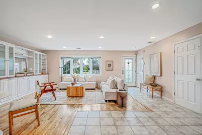 137 Charles Street, Lynbrook, NY 11563 - Photo 5