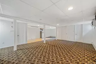 137 Charles St, Lynbrook, NY 11563 - Photo 21