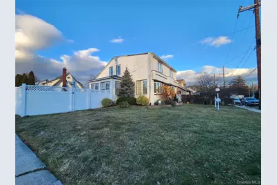 883 McKenna Avenue, Baldwin, NY 11510 - Photo 25