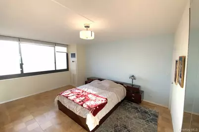 27110 Grand Central Parkway #1V, Floral Park, NY 11005 - Photo 9