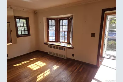 48 Winthrop Street, New Hyde Park, NY 11040 - Photo 1