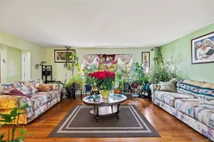 18 Oxford Ct, Hillcrest, NY 10977 - Photo 7