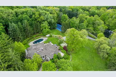 150 Old Farm Road N, Chappaqua, NY 10514 - Photo 1