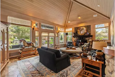 150 Old Farm Road N, Chappaqua, NY 10514 - Photo 17