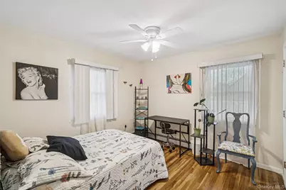 29 Lexington Avenue, West Babylon, NY 11704 - Photo 5