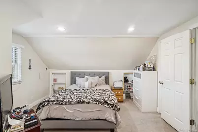 29 Lexington Avenue, West Babylon, NY 11704 - Photo 9