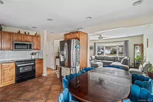 29 Lexington Ave, West Babylon, NY 11704 - Photo 5