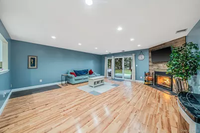 103 Northwood Court, Bayport, NY 11705 - Photo 19