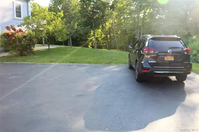 23 Primrose Street, Katonah, NY 10536 - Photo 3